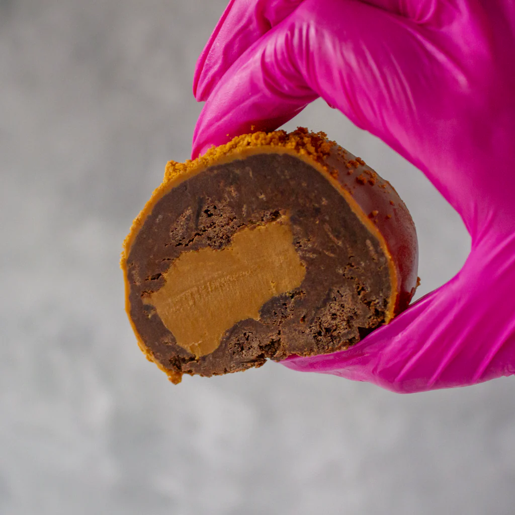 Loaded Legend Choccy Boom Bite with Biscoff - Image 4