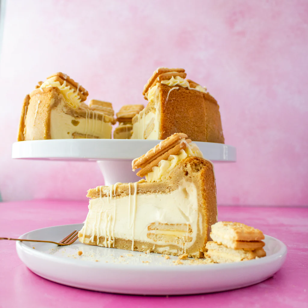 PRE-ORDER - Full Custard Cream Cookie Pie Slice - 12 Slices - Image 4
