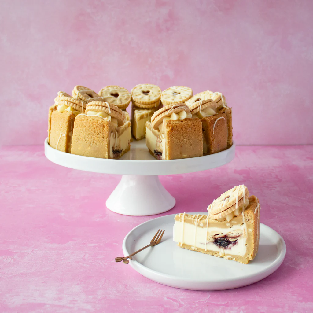 PRE-ORDER - Full Cookie Pie Slice with Jammie Dodger - 12 Slices