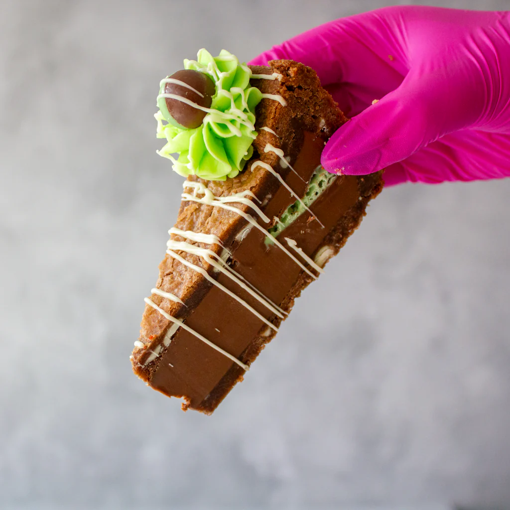 PRE-ORDER - Full Cookie Pie Slice with Mint Aero - 12 Slices - Image 8