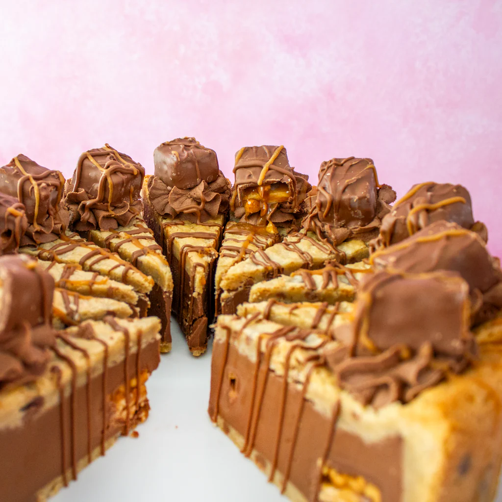 PRE-ORDER - Full Cookie Pie Slice with Snickers - 12 Slices - Image 3