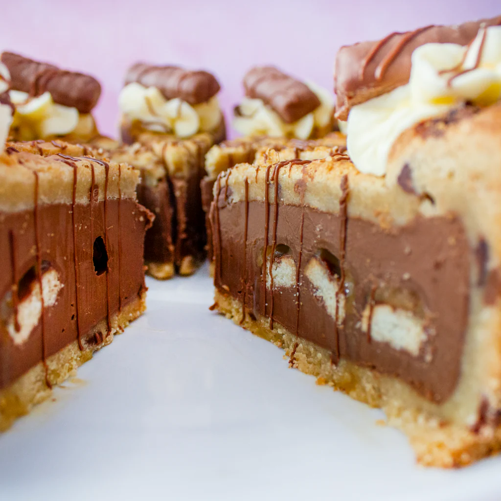 PRE-ORDER - Full Cookie Pie Slice with Twix - 12 Slices - Image 4