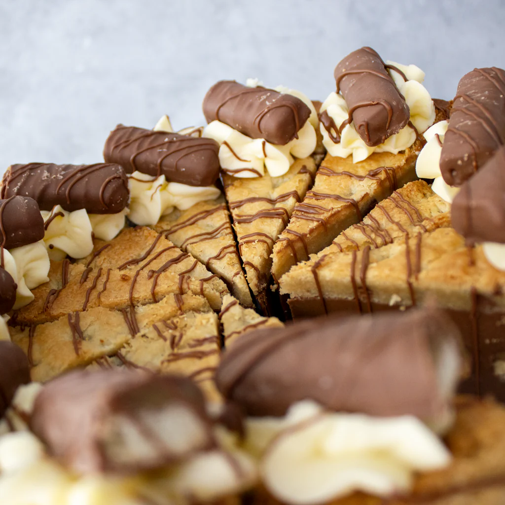 PRE-ORDER - Full Cookie Pie Slice with Twix - 12 Slices - Image 7
