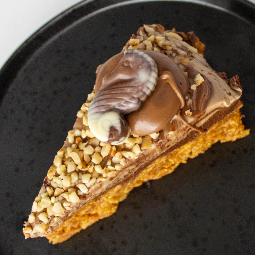 Cornflake Pie Slice with Guylian - Image 4
