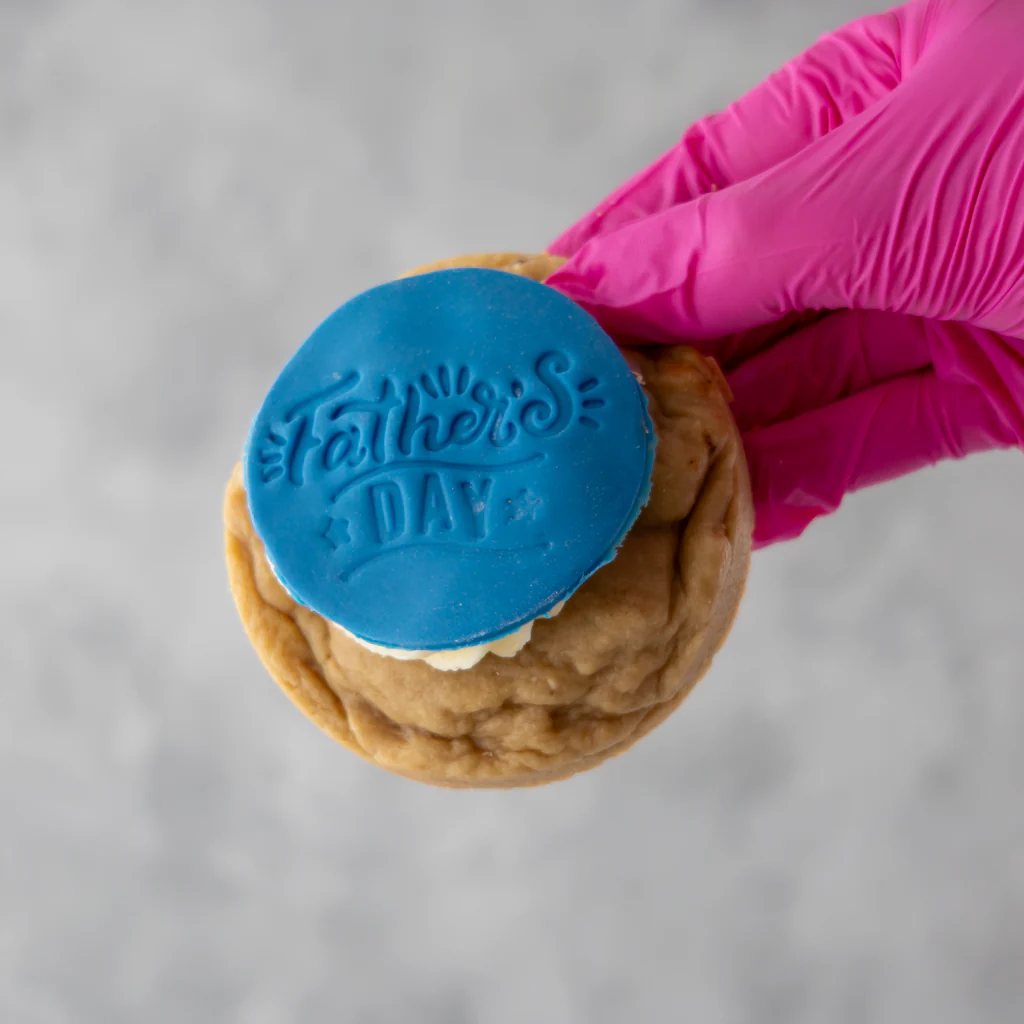 Limited Edition Father's Day Rainbow Deluxe Cookie - Image 3