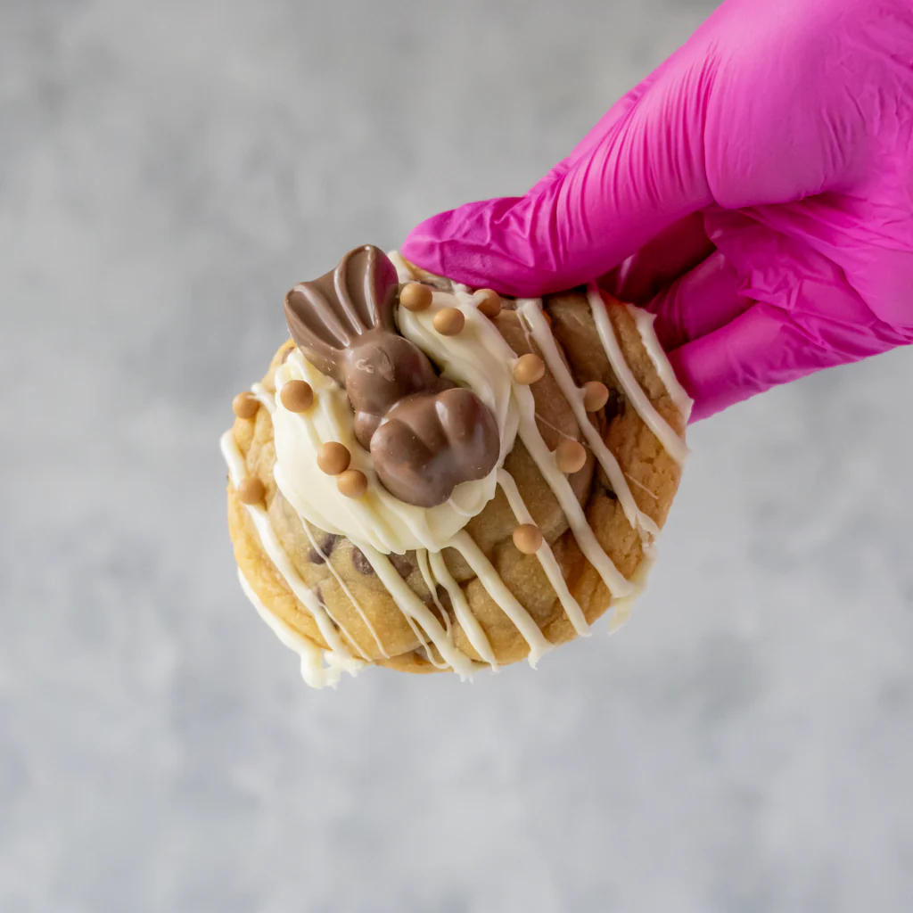 Deluxe Cookie with Malteser Bunny - Image 3