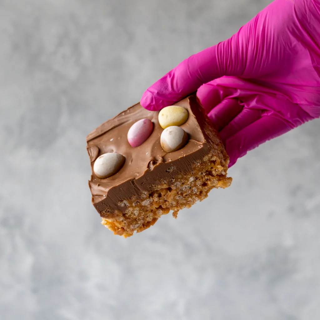 Mini Egg Crispie Slab - Image 10