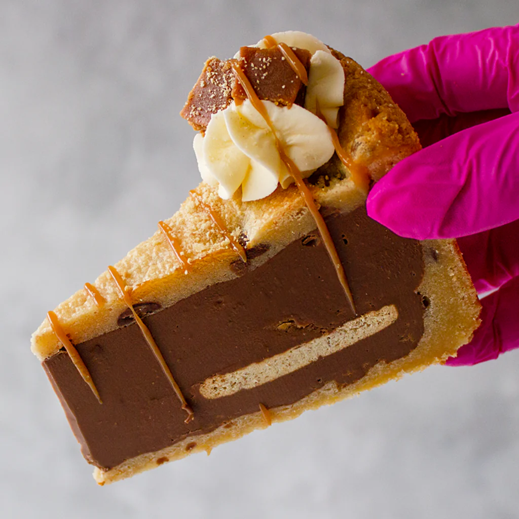 PRE-ORDER - Full Banoffee Cookie Pie Slice - 12 Slices - Image 9